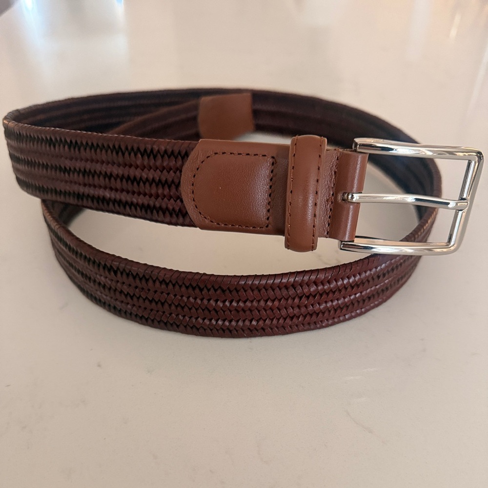 Ghost Golf brown leather belt with silver buckle 45” buckle to end -like new